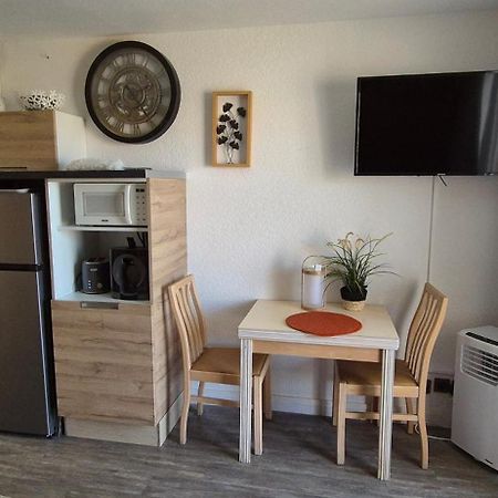 Apartament Studio Balaruc Tout Equipe Zewnętrze zdjęcie