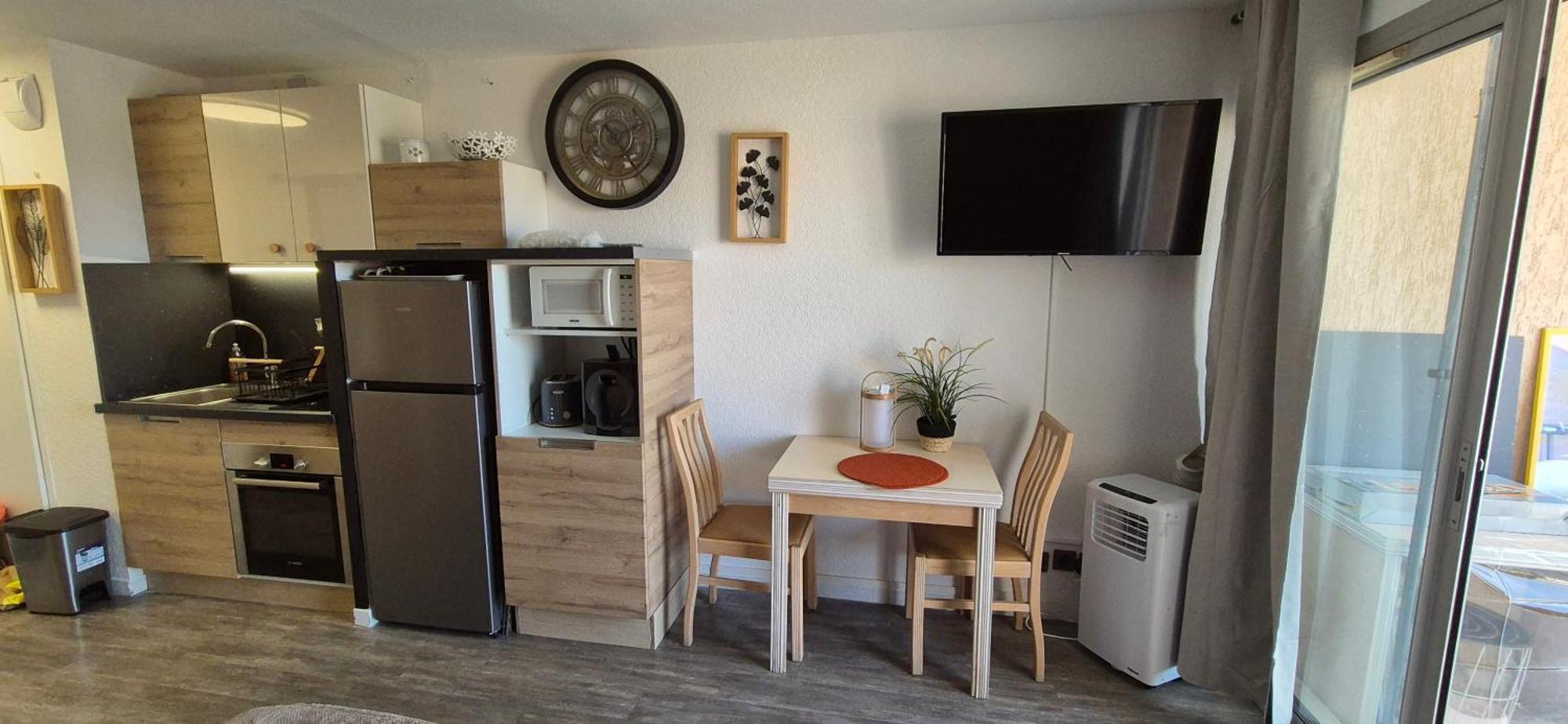 Apartament Studio Balaruc Tout Equipe Zewnętrze zdjęcie